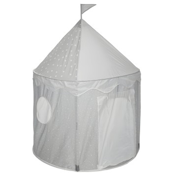 Tienda infantil tipo castillo gris claro con techo puntiagudo bandera y estrellas