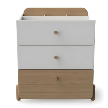 Cómoda blanca y madera con cuatro cajones y tirador redondo en tonos naturales