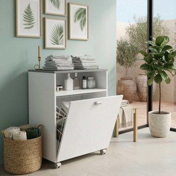 Mueble auxiliar blanco con ruedas y puerta abatible y estantería abierta para almacenaje en ambiente de baño