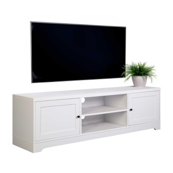 Mueble TV blanco con puertas y estantes abiertos soportando pantalla negra y maceta decorativa