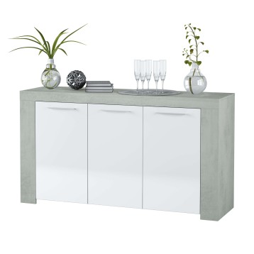 Aparador con frente de tres puertas blancas y estructura gris claro con tapa decorada con plantas y copas
