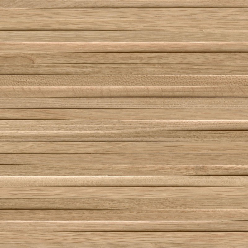 Detalle de tablero en madera clara con acabado horizontal y vetas naturales