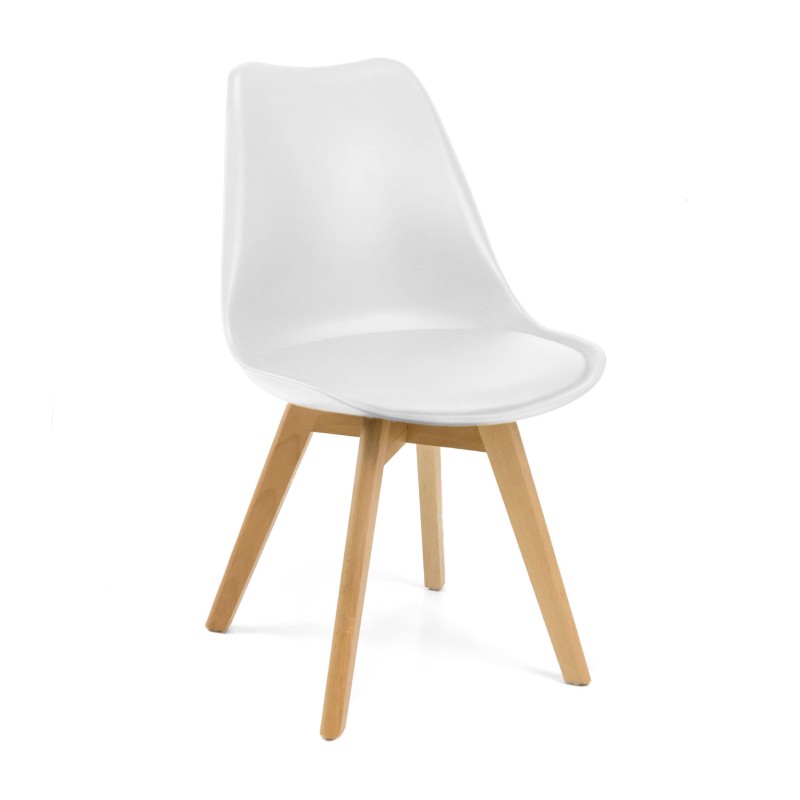 Silla de diseño moderno con asiento blanco acolchado y respaldo curvo sobre patas de madera natural