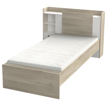 Cama individual en madera clara con cabecero integrado y estantes laterales blancos
