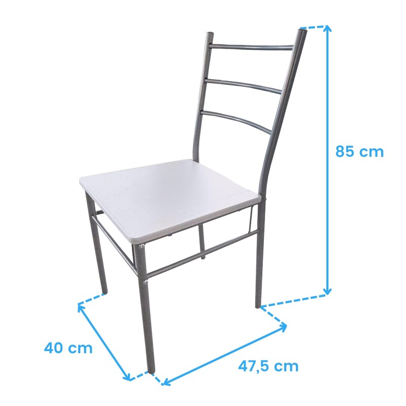 Silla con estructura metálica gris y asiento blanco con respaldo de travesaños horizontales