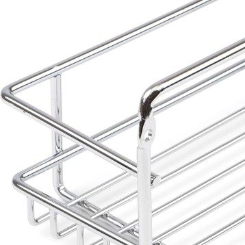 Estantería de baño de metal cromado con múltiples barras horizontales y soportes laterales