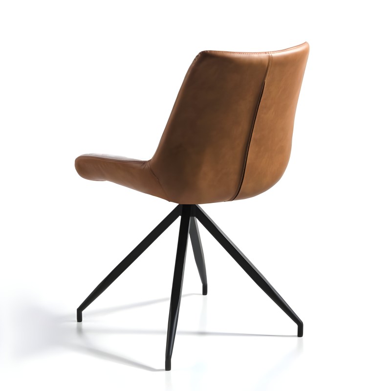 Silla giratoria con asiento y respaldo en cuero cognac y base estrella en metal negro