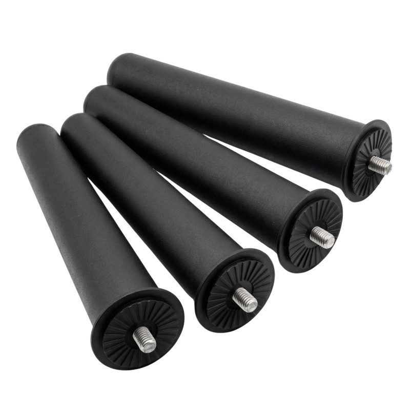 Juego de patas cilíndricas negras con ruedas grises para mueble. Detalle de componentes de montaje.