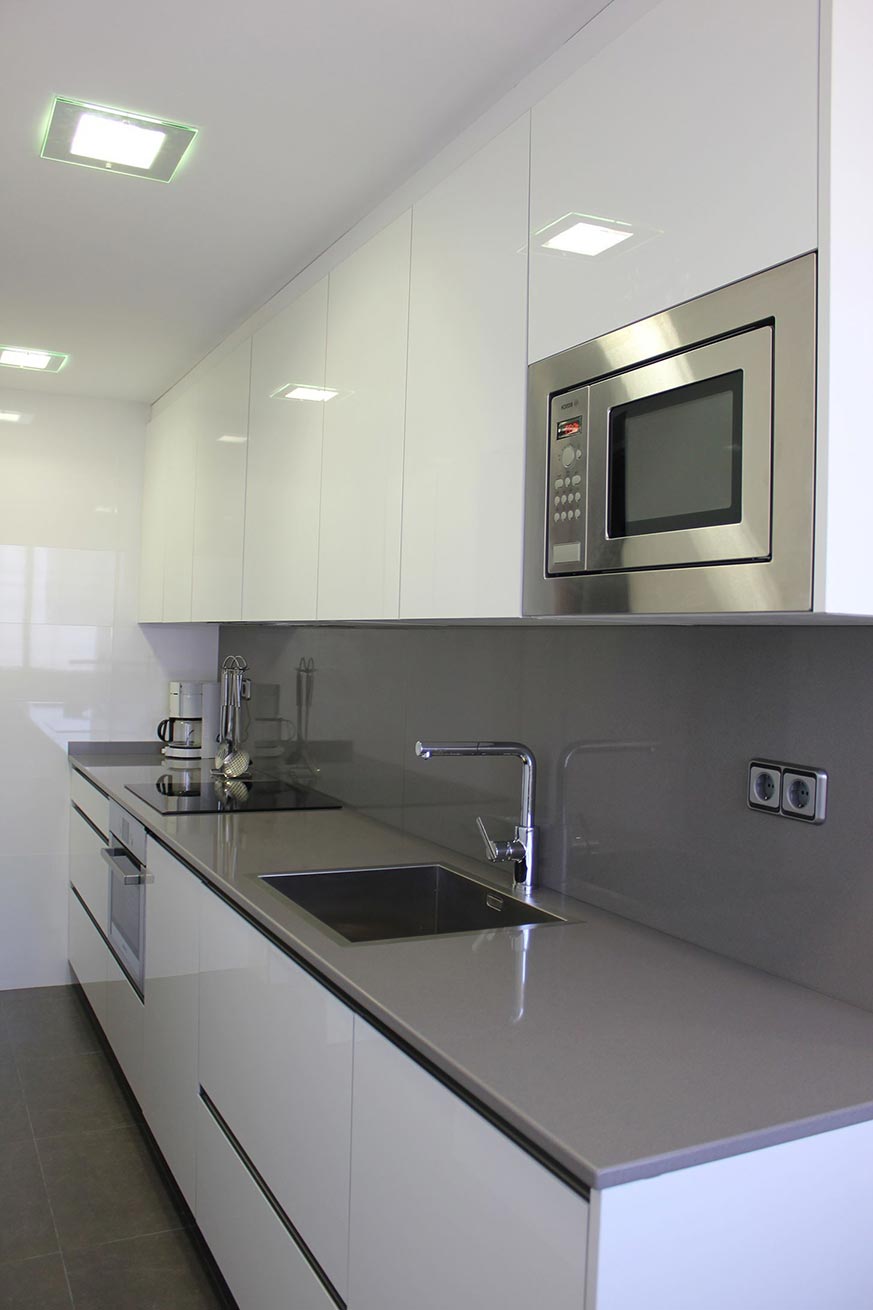 8 combinaciones de colores para cocinas pequeñas - Blog Miroytengo